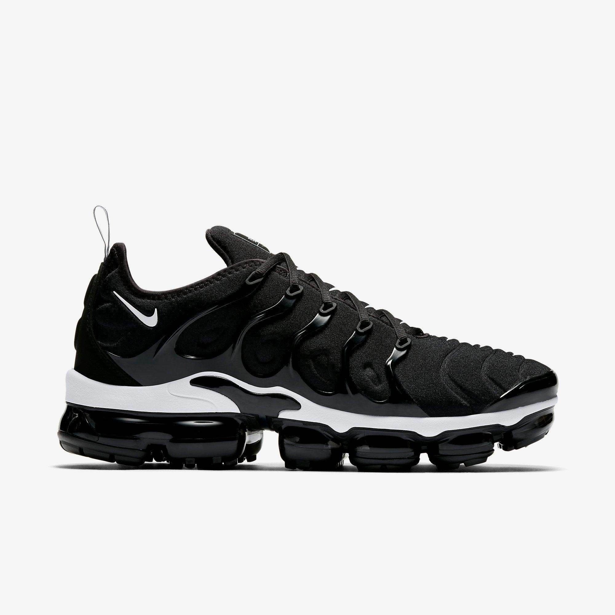 Nike Air Vapormax Plus Black/White