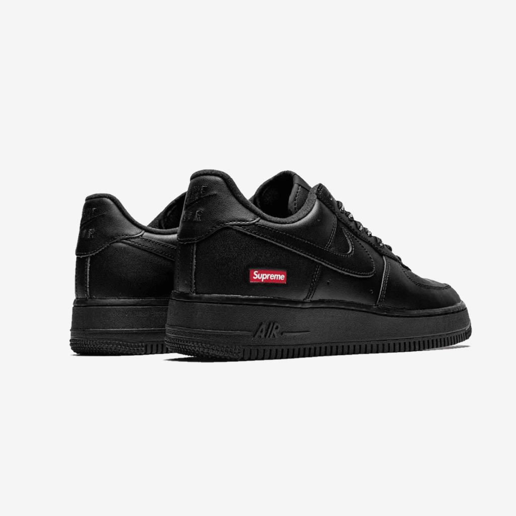 Nike Air Force 1 07’ Supreme Black